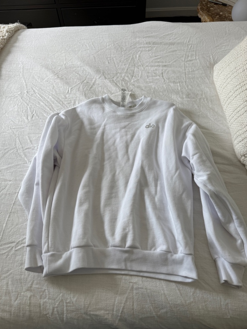 Alo Classic Crewneck Sweatshirt - White